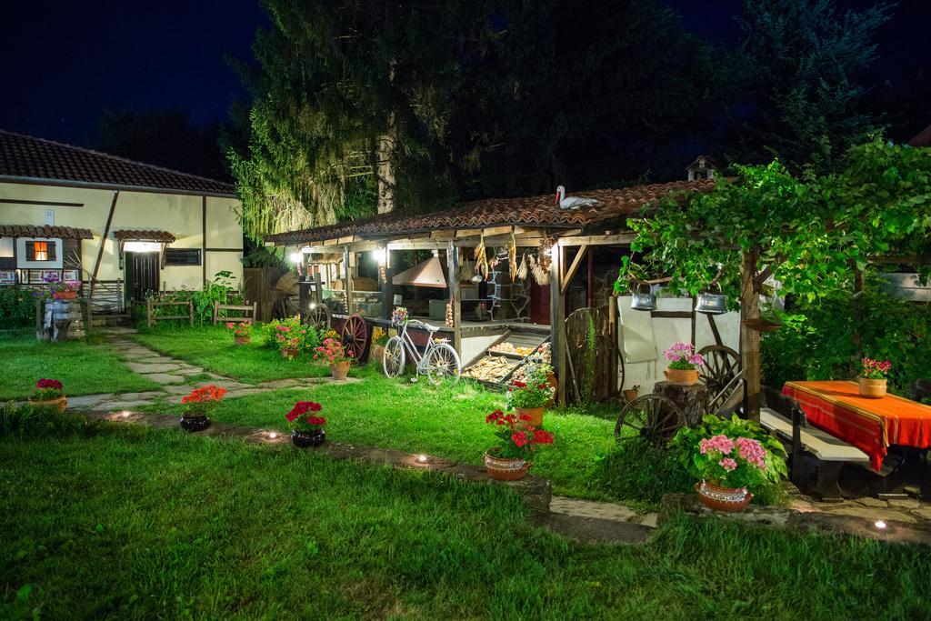 Bryasta Hotel & Restaurant Veliko Tărnovo Exteriör bild