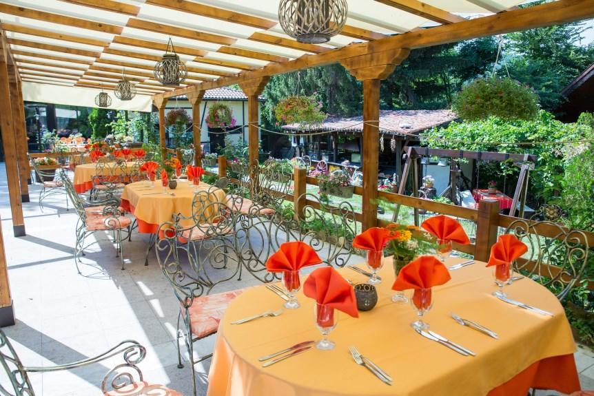 Bryasta Hotel & Restaurant Veliko Tărnovo Exteriör bild