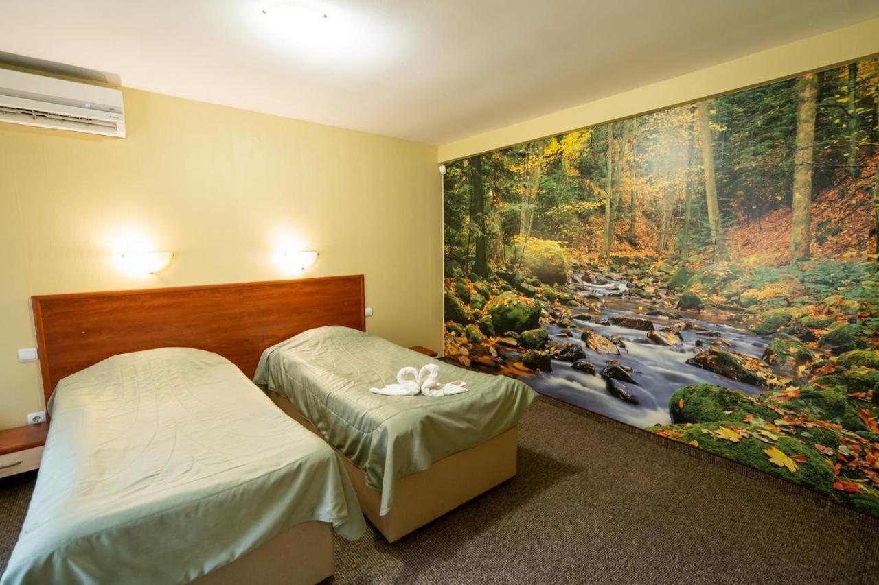 Bryasta Hotel & Restaurant Veliko Tărnovo Exteriör bild