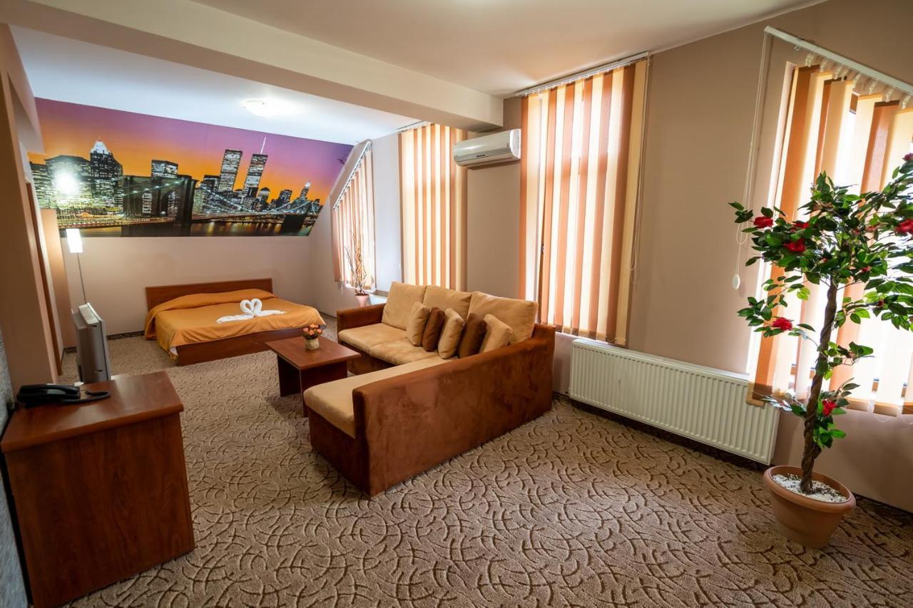 Bryasta Hotel & Restaurant Veliko Tărnovo Exteriör bild