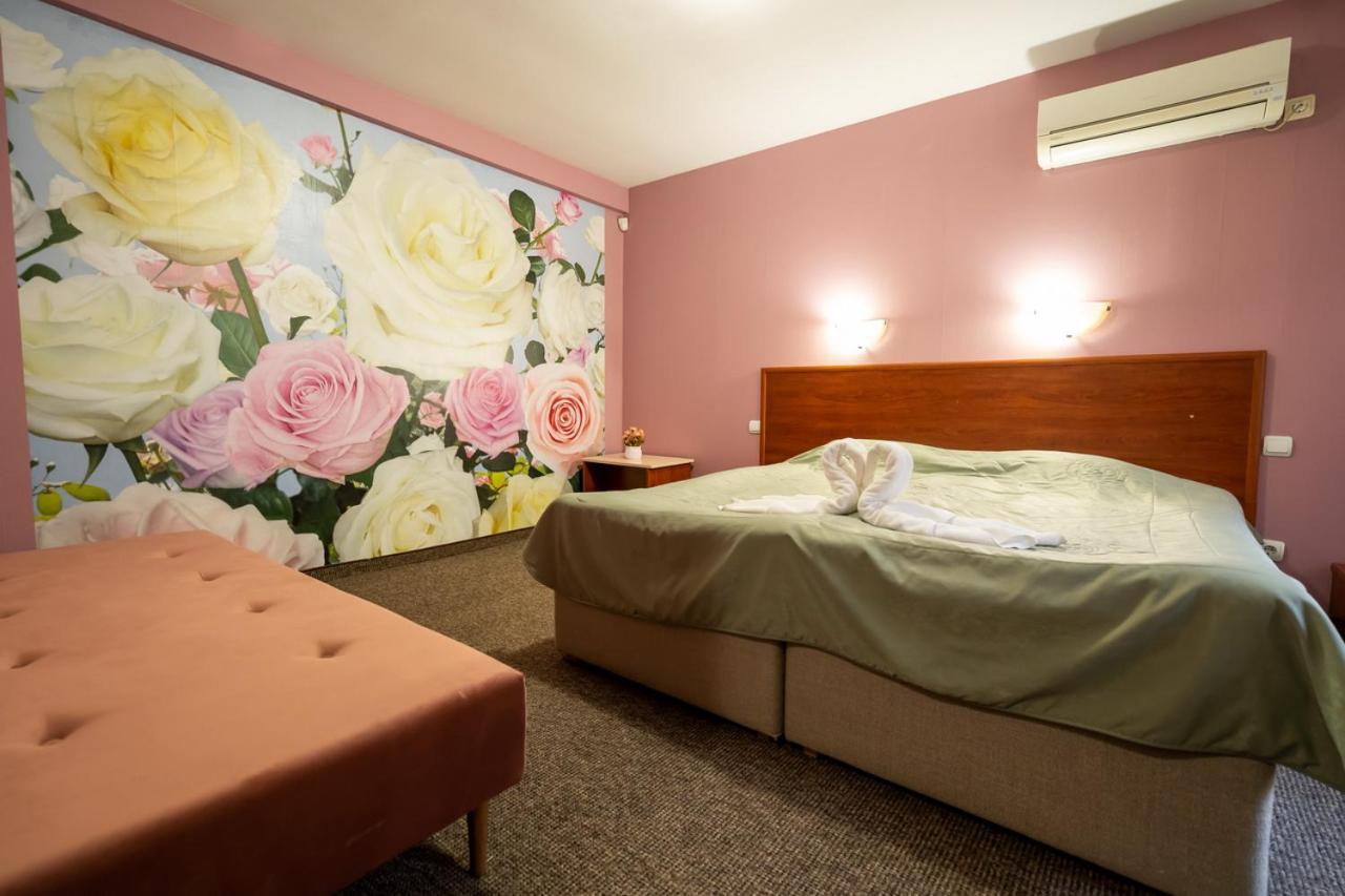 Bryasta Hotel & Restaurant Veliko Tărnovo Exteriör bild
