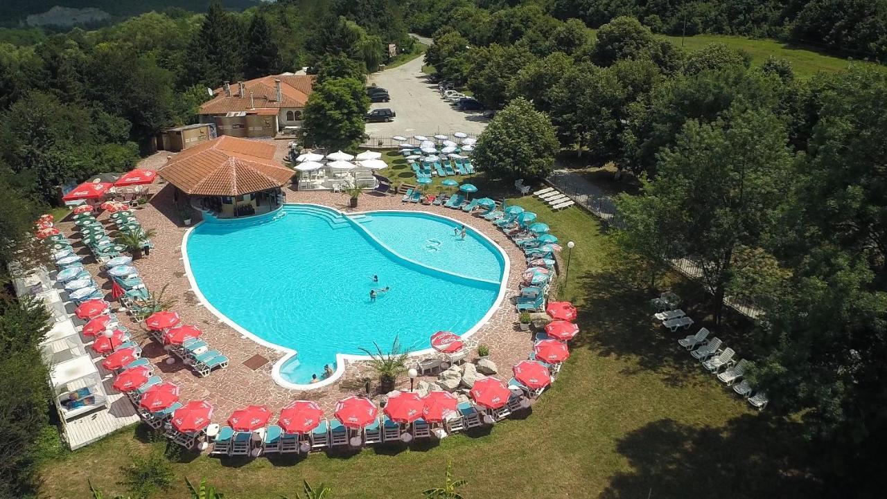 Bryasta Hotel & Restaurant Veliko Tărnovo Exteriör bild